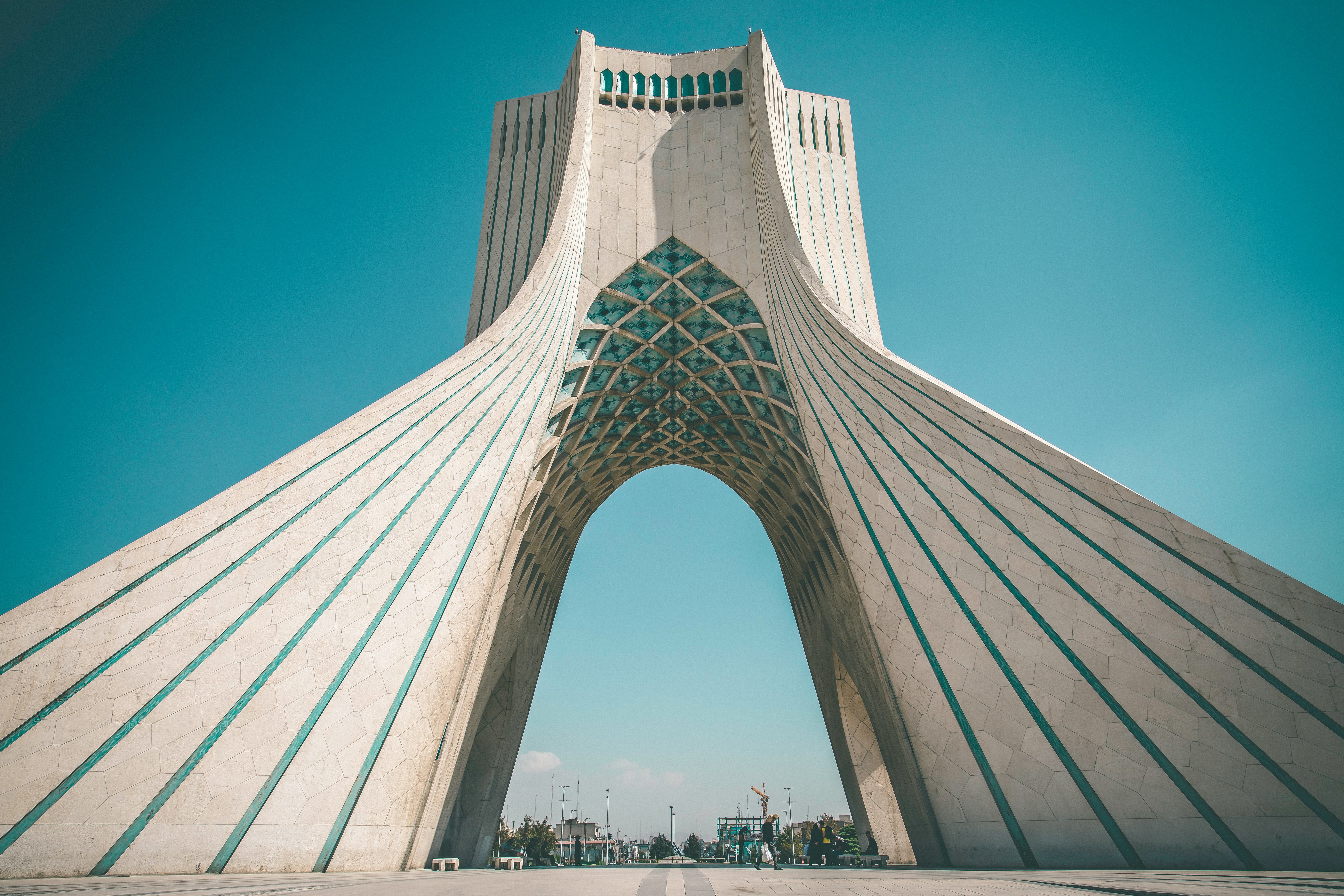 میدان آزادی تهران